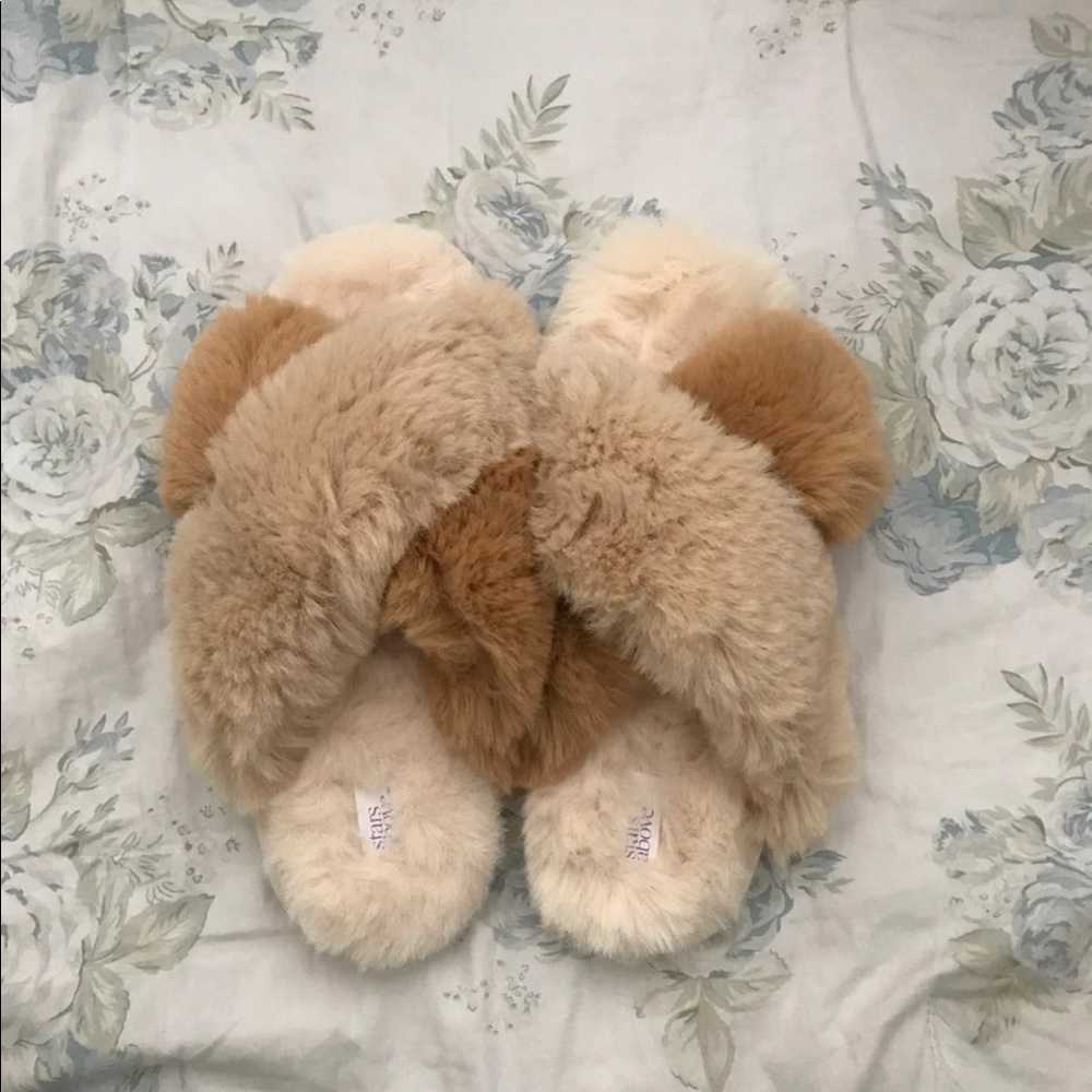 Star Above Fluffy Slippers